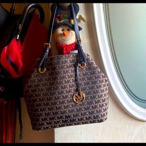 Michael kors MK logo bag
